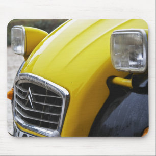 Mousepad Um antigo Citroen 2CV 2 CV preto e amarelo, detalh