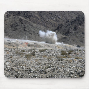 Mousepad Um círculo de uma lança-foguetes AT-4 pequena