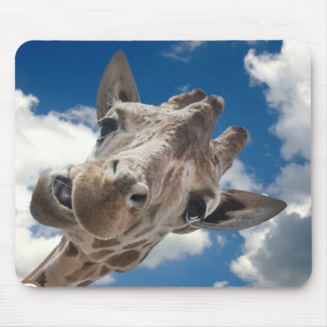 Mousepad Um girafa insolente com atitude (Frente)