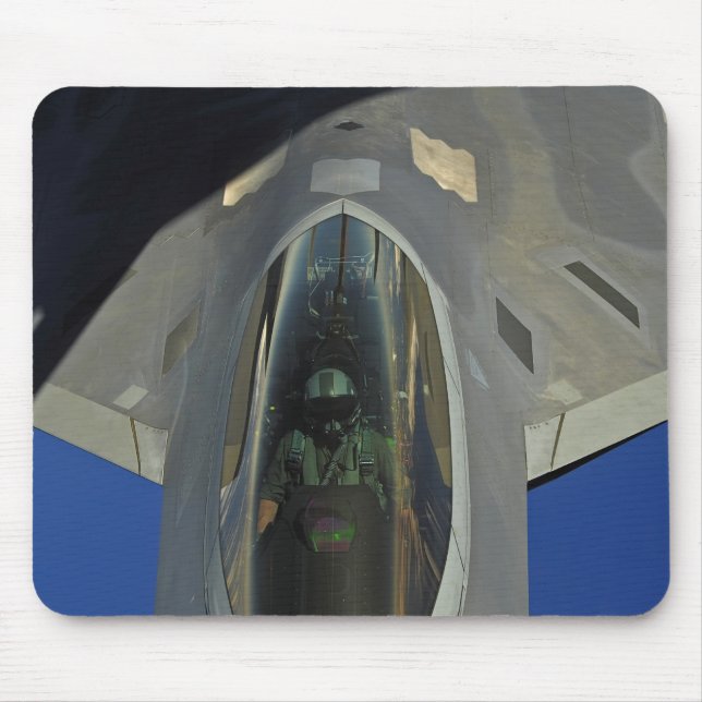 Mousepad Um Raptor F-22 recebe combustível de um KC-135 (Frente)