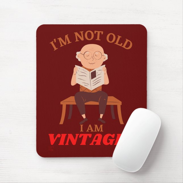Mousepad Um rato engraçado "EU NÃO SOU VELHO..." (Com mouse)