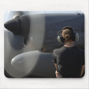 Mousepad Um soldado monitora o desempenho