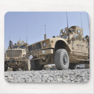 Mousepad Um vehicl protegido da mina de M-ATV emboscada