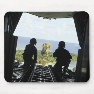Mousepad Uma caixa de bens humanitários