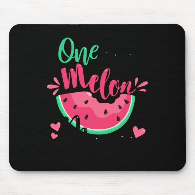 Mousepad Uma Em Uma Festa de aniversário Melon Mãe. (Frente)