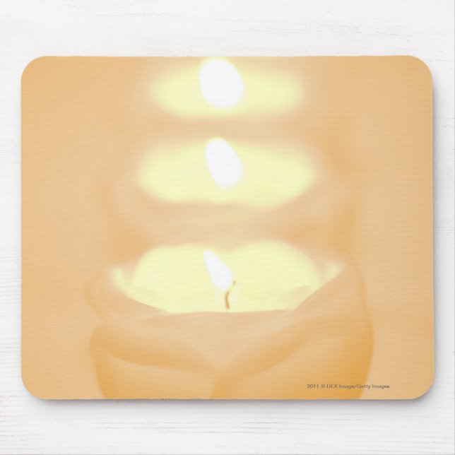 Mousepad Uma fileira de velas iluminadas (Frente)