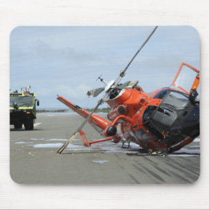 Mousepad Uma queda dum helicóptero do golfinho da guarda