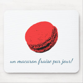 Mousepad un macaron fraise par jour!