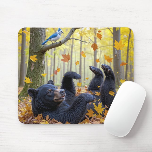 Mousepad Urso Negro Rolando Em Folhas De Outono (Com mouse)