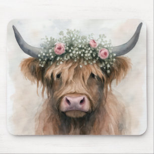 Mousepad Vaca das Terras Altas Usando uma Coroa de Flores d