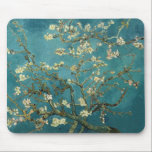 Mousepad Van Gogh Blossoming Almond Tree<br><div class="desc">Linda pintura de uma amêndoa florida criada em 1890 pelo artista poste-impressionista holandês Vincent Van Gogh. Visite a loja para obter cartões coordenados e presentes.</div>