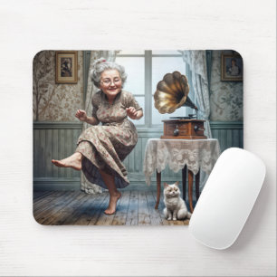 Mousepad Velha Senhora Dançando ao Som de um Gramofone