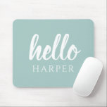 Mousepad Verde Mínimo Moderno E Alô Branco E Você Nome<br><div class="desc">Verde Mínimo Moderno E Alô Branco E Você Nome</div>