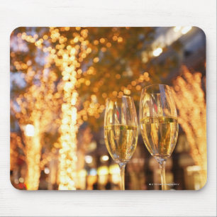 Mousepad Vidros de Champagne que brindam o Natal na cidade