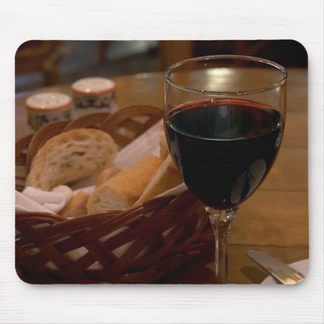 Mousepad Vinho tinto em um restaurante italiano (Frente)