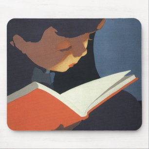 Mousepad Vintage Child Lendo um Livro da Biblioteca