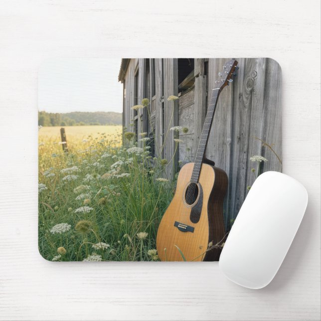 Mousepad Violão encostado em um celeiro rural (Com mouse)