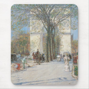 Mousepad Washington Arch, Primavera por Frederick Childe Ha