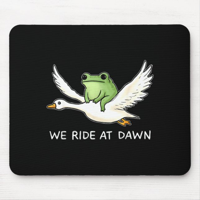 Mousepad We Ride At Dawn Funny Frog Riding Goose Chaotic An (Frente)