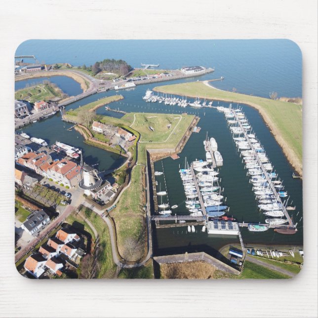 Mousepad Willemstad in Nederland met moderne haven. (Frente)