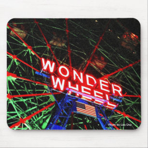 Mousepad 'Wonder Wheel Neon'