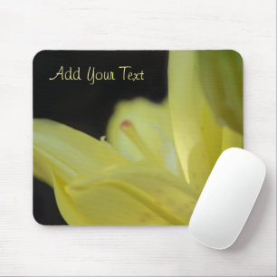 Mousepad Yellow Lily por Shirley Taylor