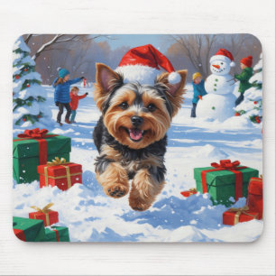Mousepad Yorkipoo Correndo na Neve com Chapéu de Natal