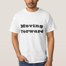 Movendo para a frente a camiseta masculina