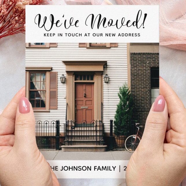 Mudamos de Anúncio de Movimentação de Endereços (Add a photo of your new home and your new address to this elegant moving card.)