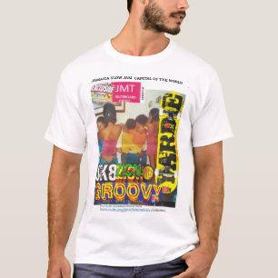 MUITO CÉU. Camiseta Básica Escura