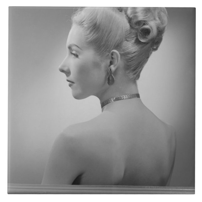Mulher elegante (Frente)