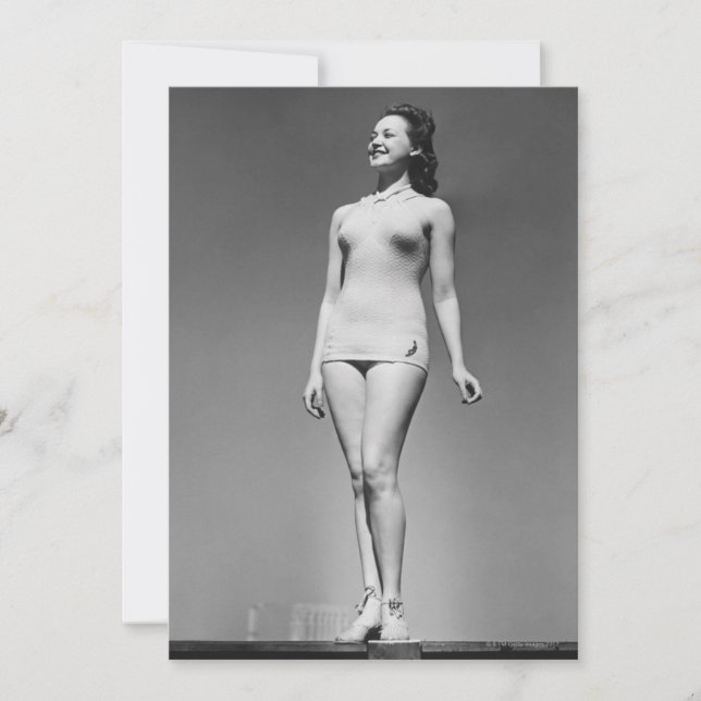 Mulher em maiô (Frente)