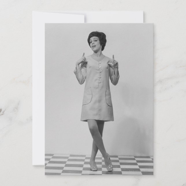 Mulher Gesturing (Frente)