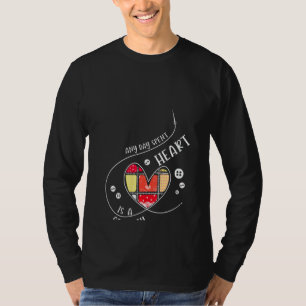 Mulheres Engraçadas Cozinhando A Camisa Da Máquina