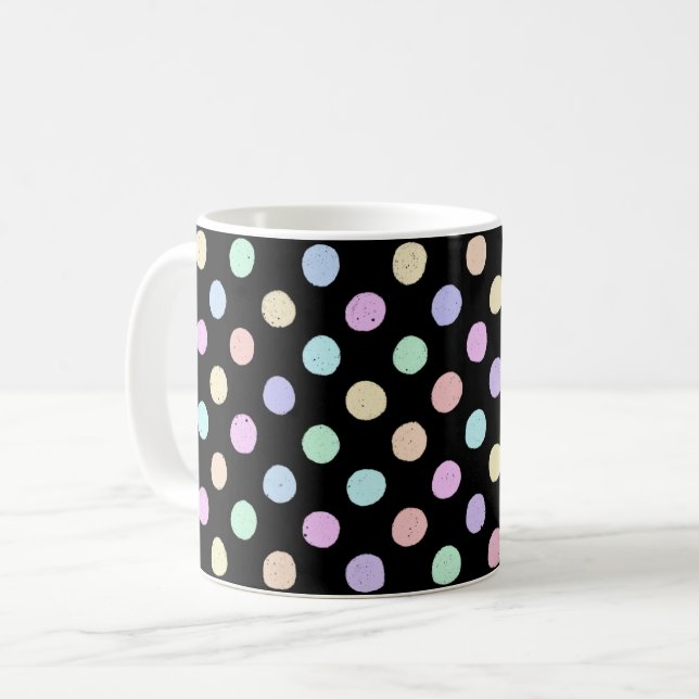 Múltiplos pontos de cores na caneca preta de café (Frente Esquerda)