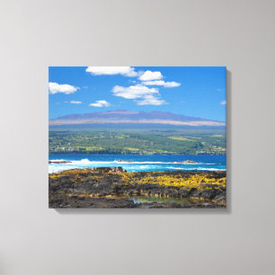 Muna Kea e Hilo Bay Canvas Print