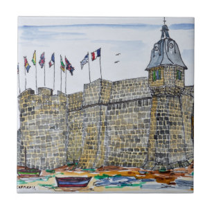 Muralhas e Portão de Concarneau Bretanha, França