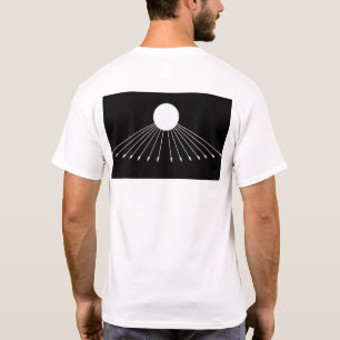 Na camiseta masculina do símbolo verdadeiro de Deu