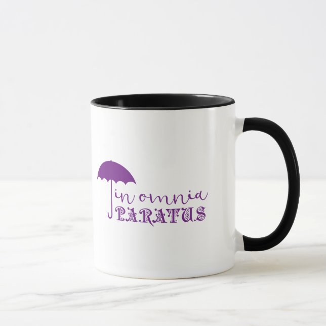 Na caneca de café de Omnia Paratus (Direita)