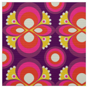 na moda 70s tecido do modelo retrô
