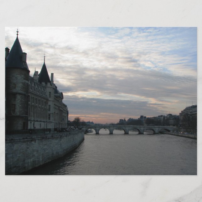 Na moda Flyer com um belo pôr do sol em Paris (Frente)