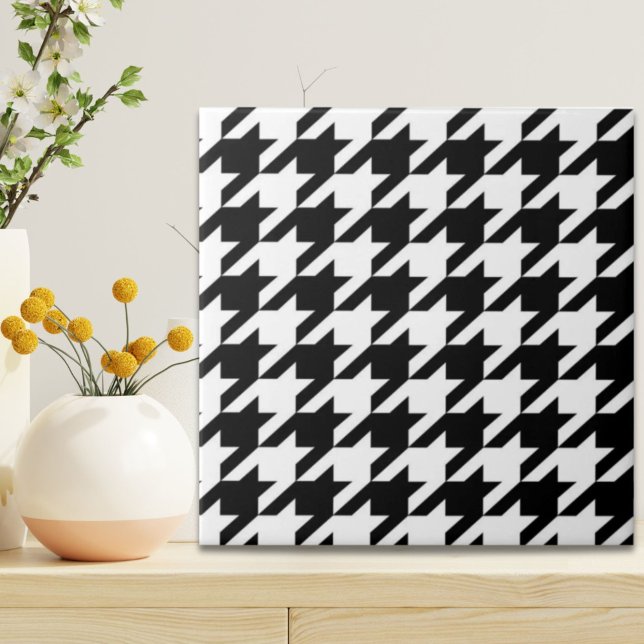na moda geométrico branco preto (stylish geometric black white houndstooth pattern ceramic tile)