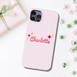 Na moda Retro Script Monograma Rosa<br><div class="desc">Você está procurando uma nova capa de telefone para seu iPhone 14 plus? Veja este gabinete Na moda Retro Script Monograma Cor-de-Rosa Maiúsculo iPhone 14 Plus. Ele apresenta uma fonte legal de script retrô com estrelas cintilantes em um fundo cor-de-rosa. Você pode adicionar seu nome muito facilmente. Feliz personalização!</div>