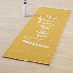 Namaste personalizou a esteira da ioga<br><div class="desc">Namaste personalizou a esteira da ioga. Mude a cor do fundo para serir seu estilo. Parte de uma coleção.</div>