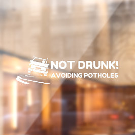 Não bebado evitando buracos