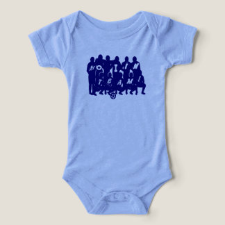 Não, eu na equipe de futebol do bebê