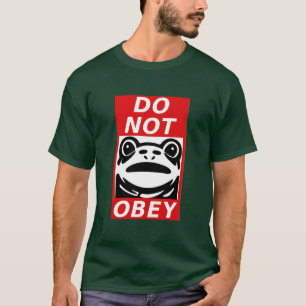 Não Obedeça - Sapo 🐸 Camiseta Portland Livre