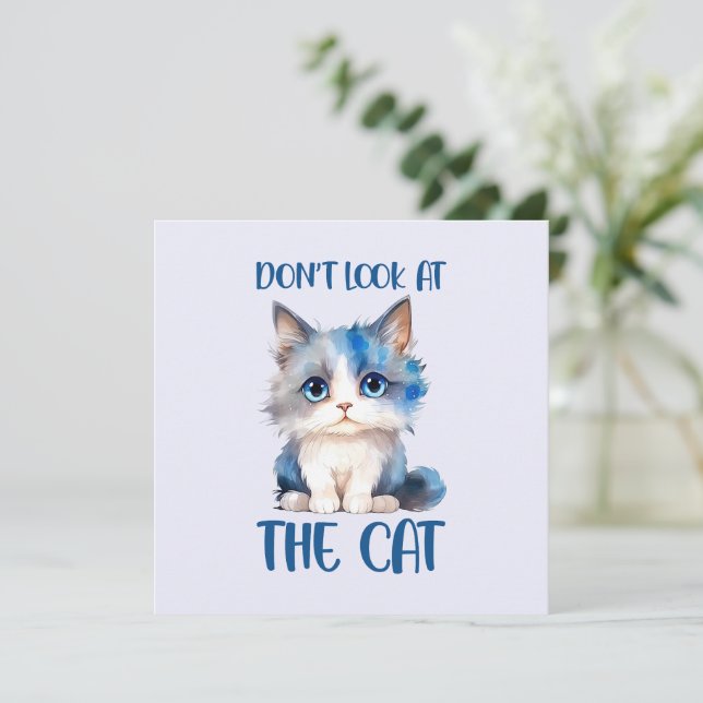 Não olhe para o gato - Adorável gatinho Bluish (Em pé/Frente)