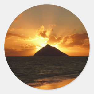 Nascer do sol de Havaí na etiqueta redonda da