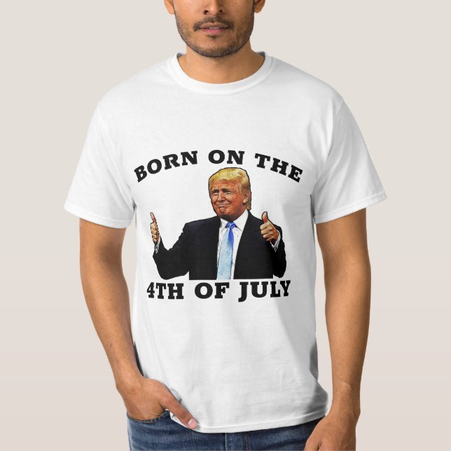 NASCER EM 4 DE JULHO DE CAMISAS T (Frente)